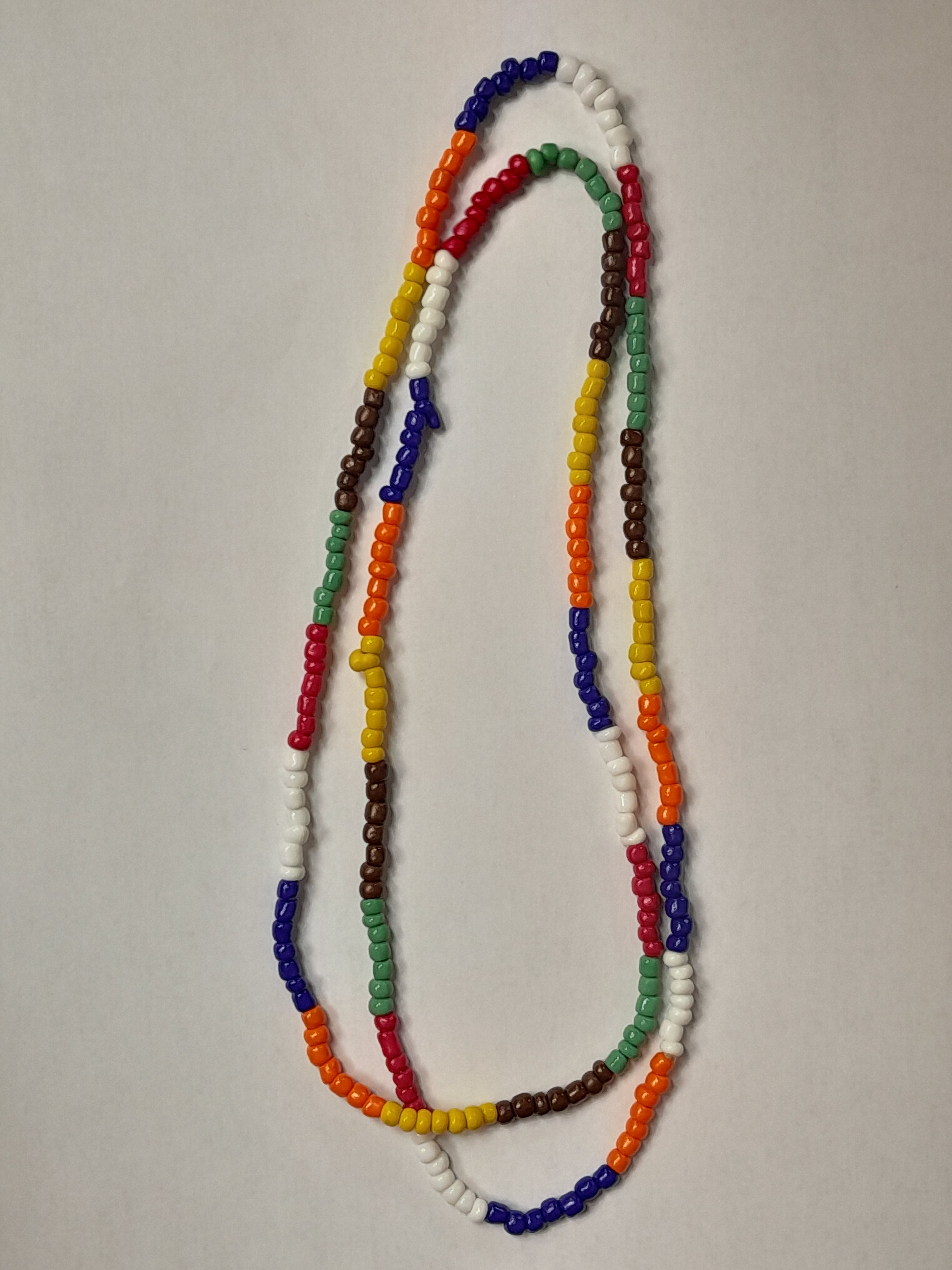 Collier en plastique