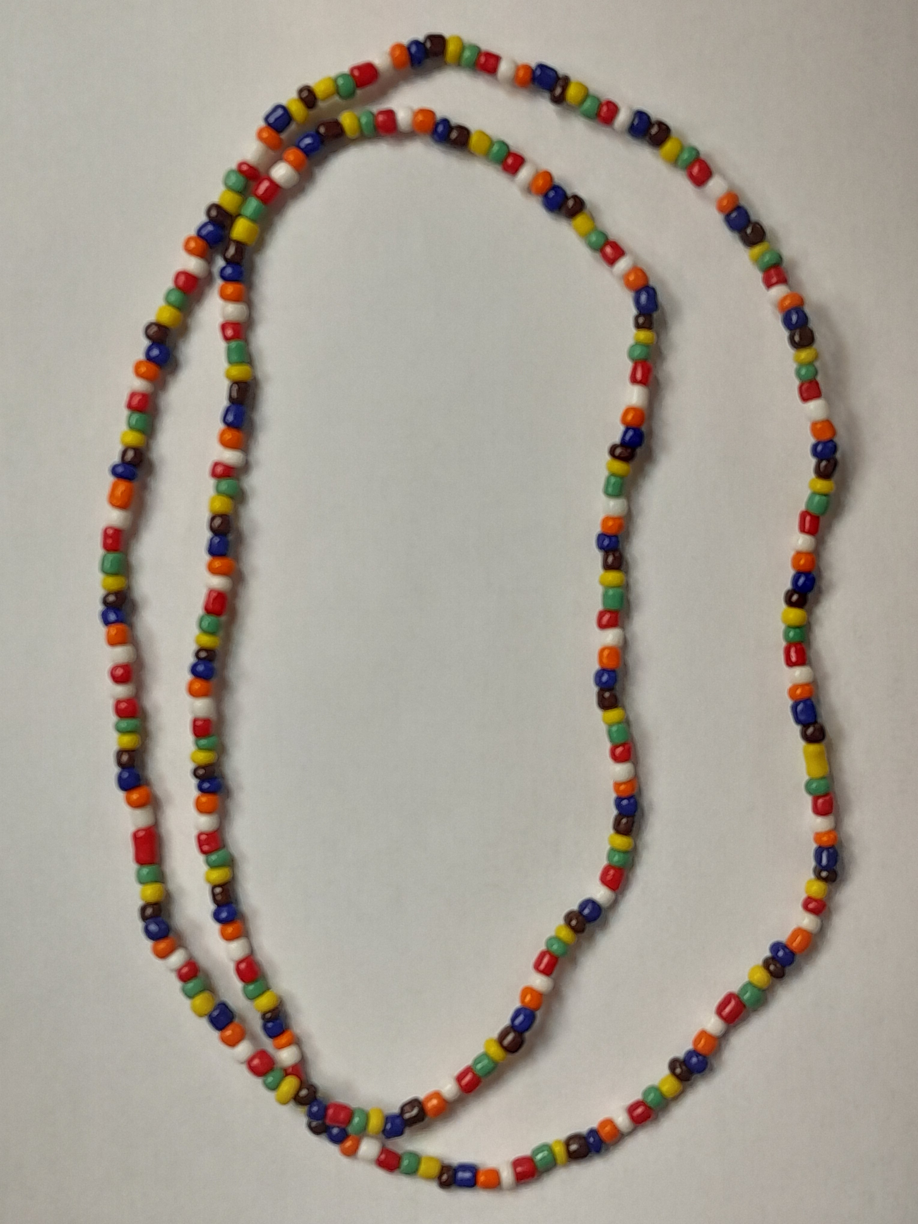 Collier en plastique