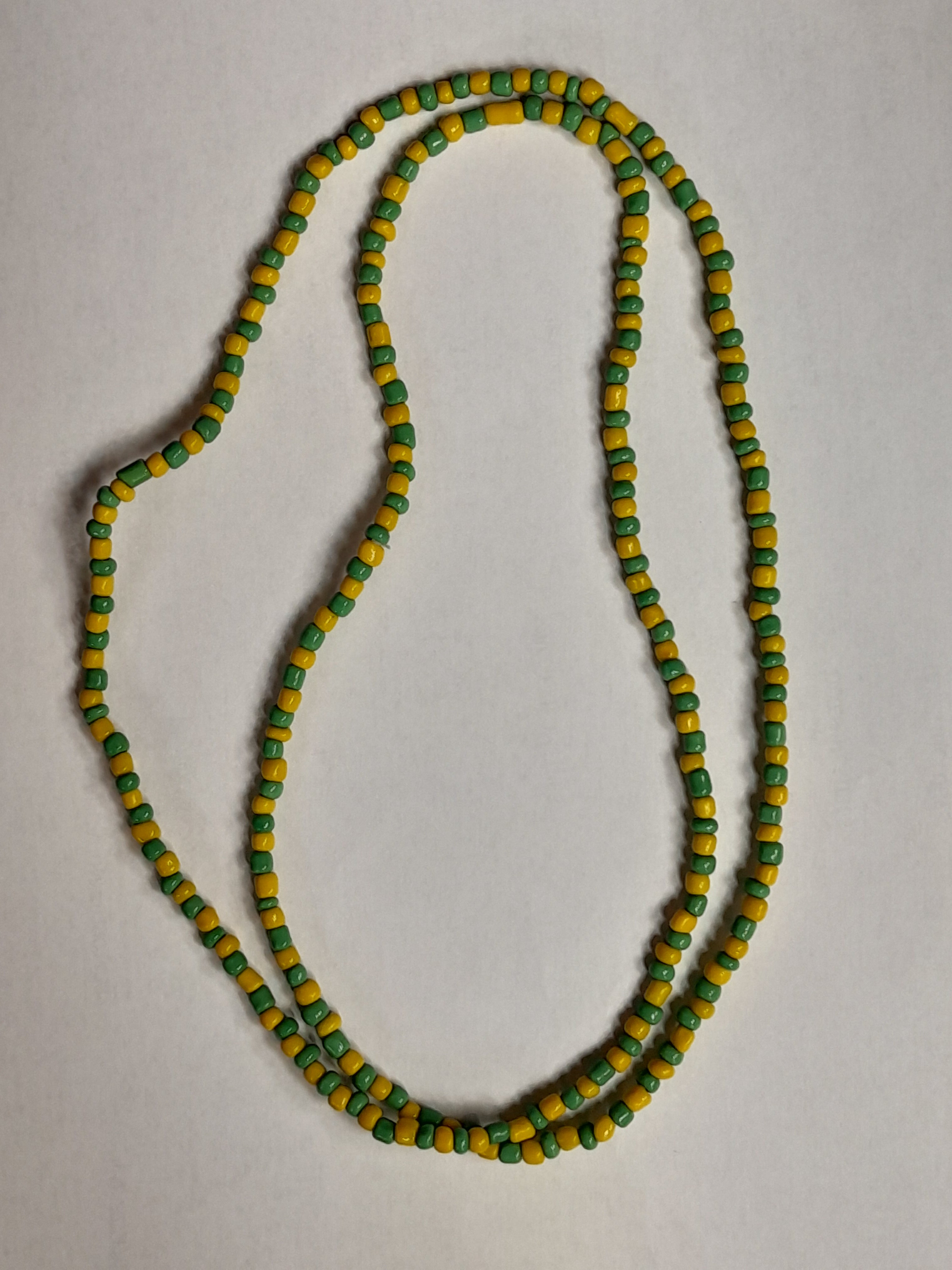 Collier en plastique